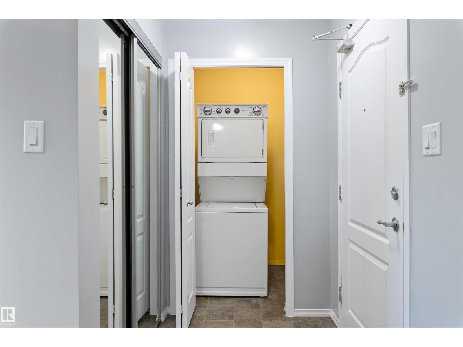 #111 5951 165 AV NW, Edmonton