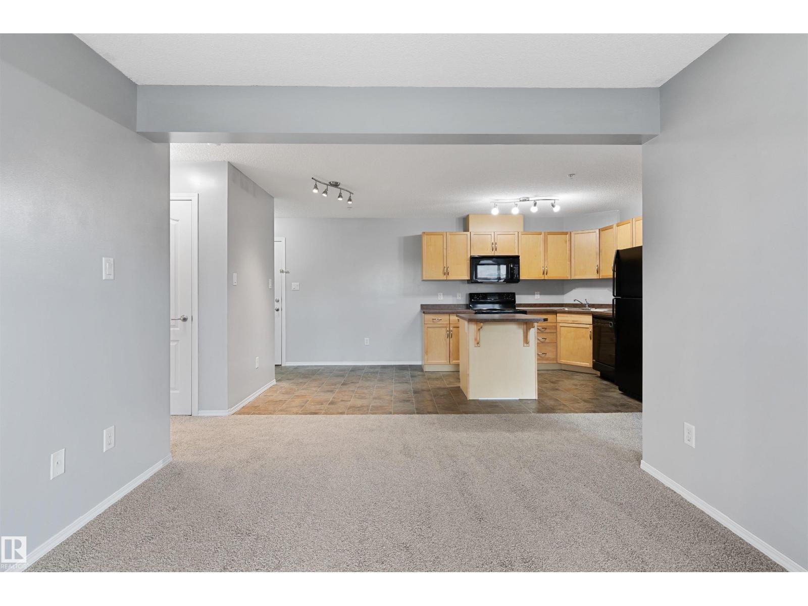 #111 5951 165 AV NW, Edmonton