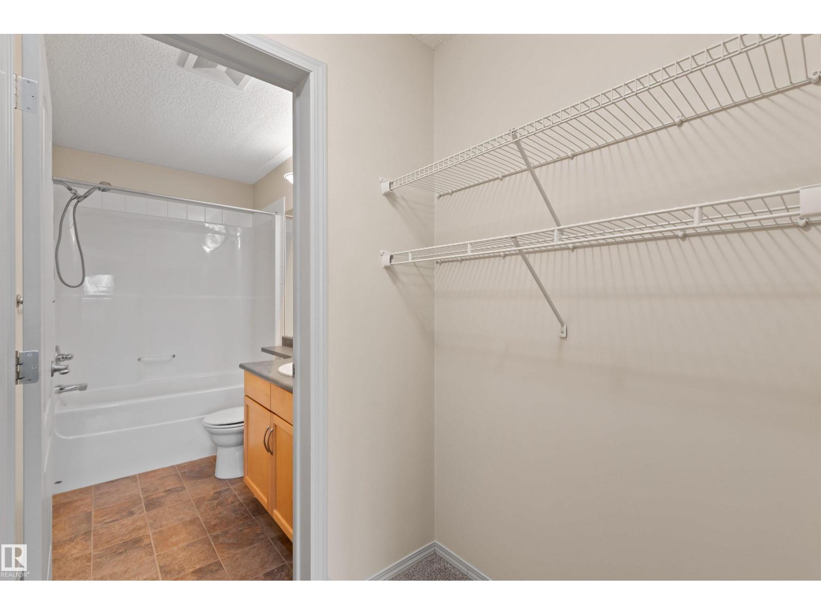 #111 5951 165 AV NW, Edmonton