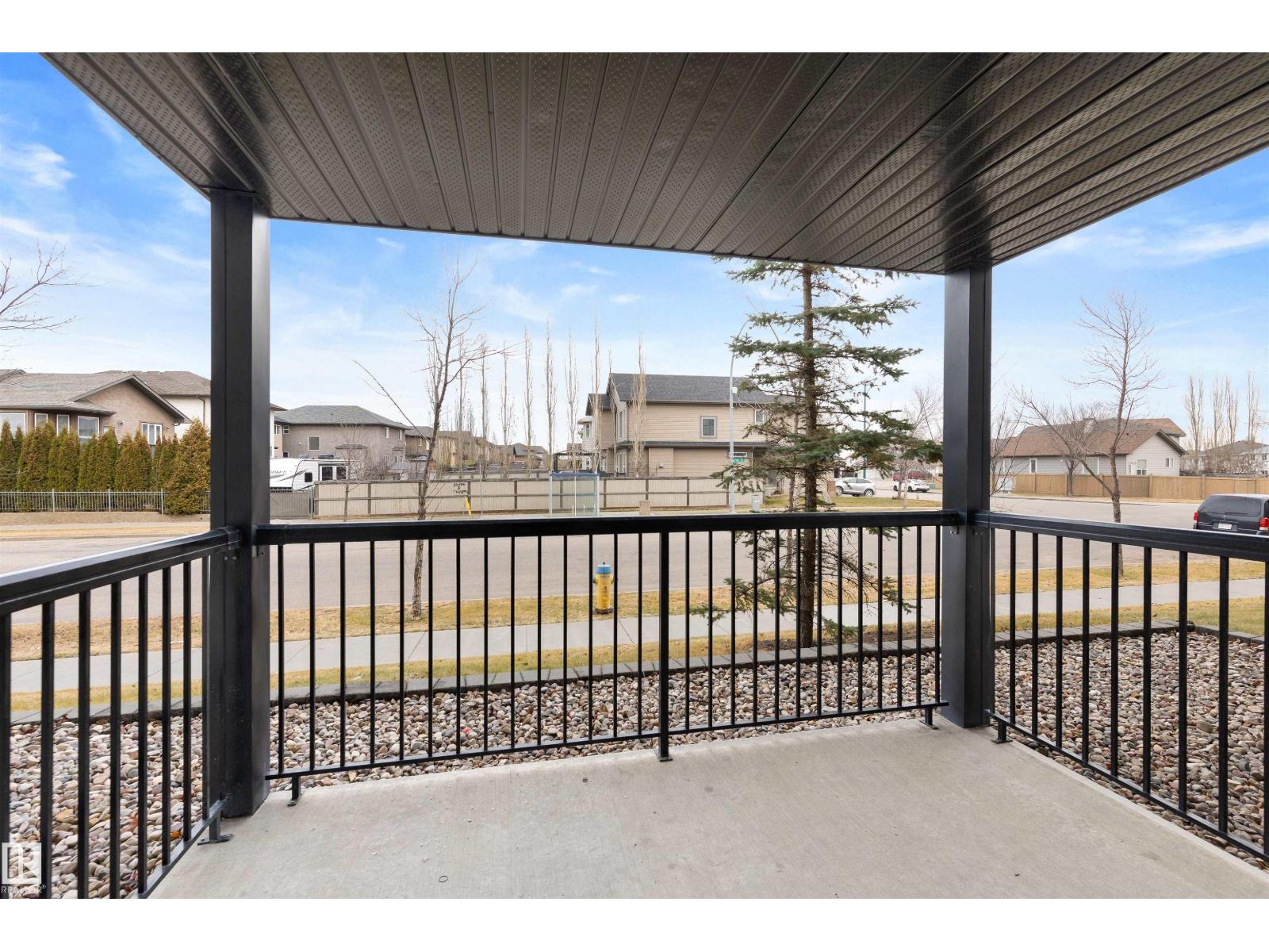 #111 5951 165 AV NW, Edmonton