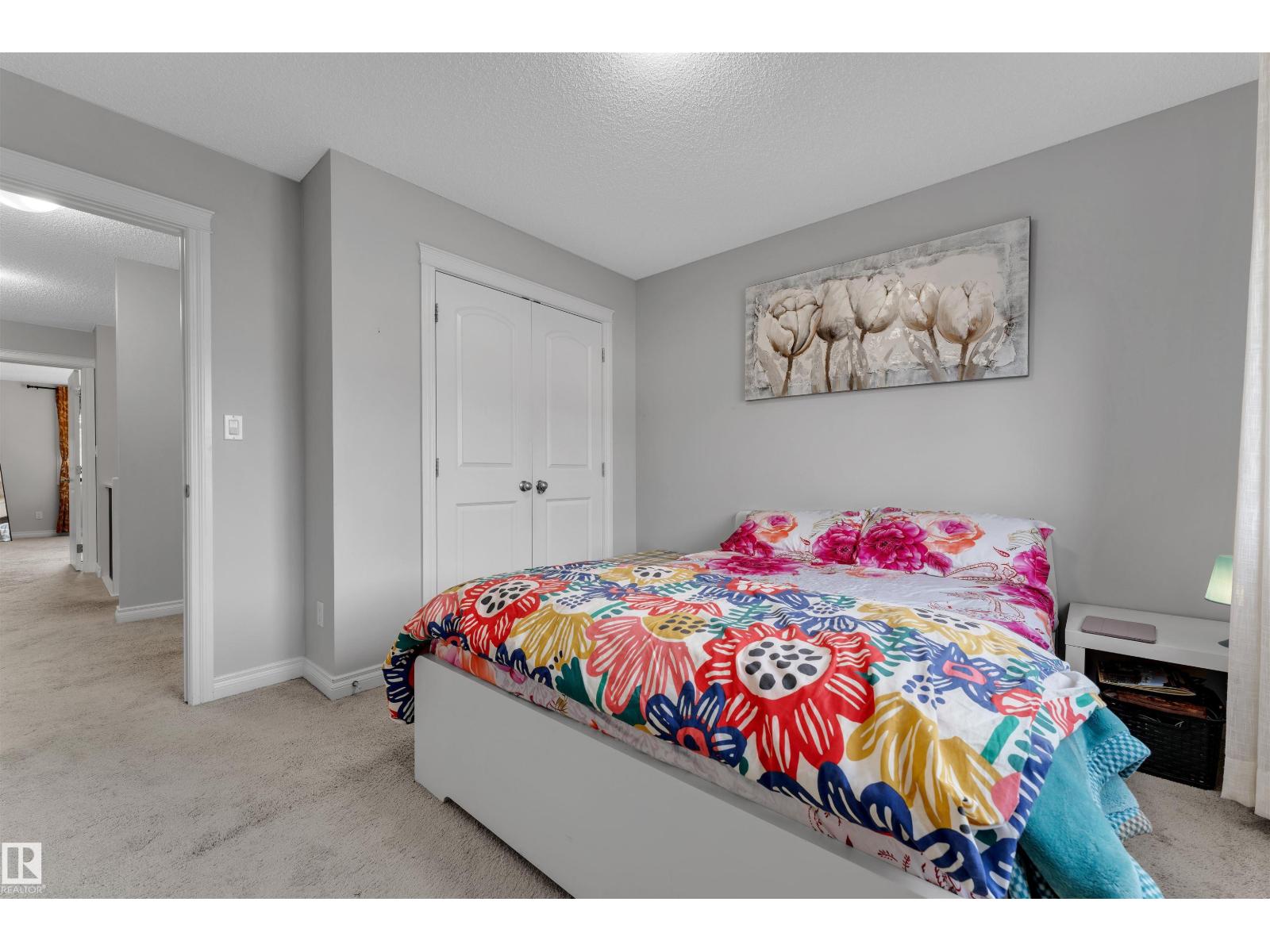 5508 14 AV SW, Edmonton