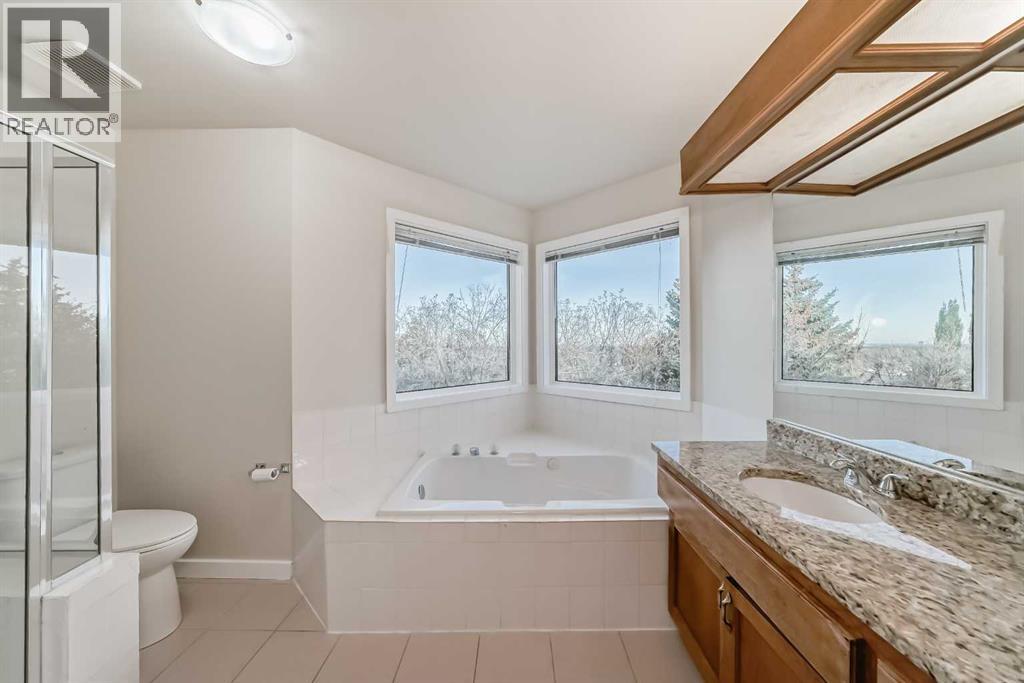 Single Family House for Sale in  Signal Hill Drive SW Signal Hill Calgary 