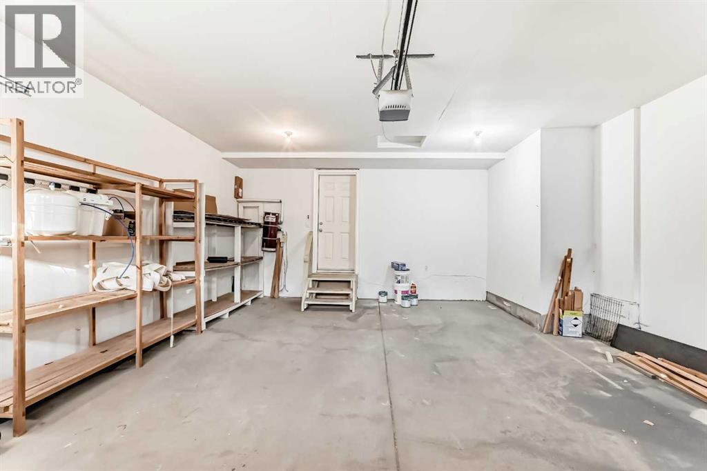 Single Family House for Sale in  Signal Hill Drive SW Signal Hill Calgary 