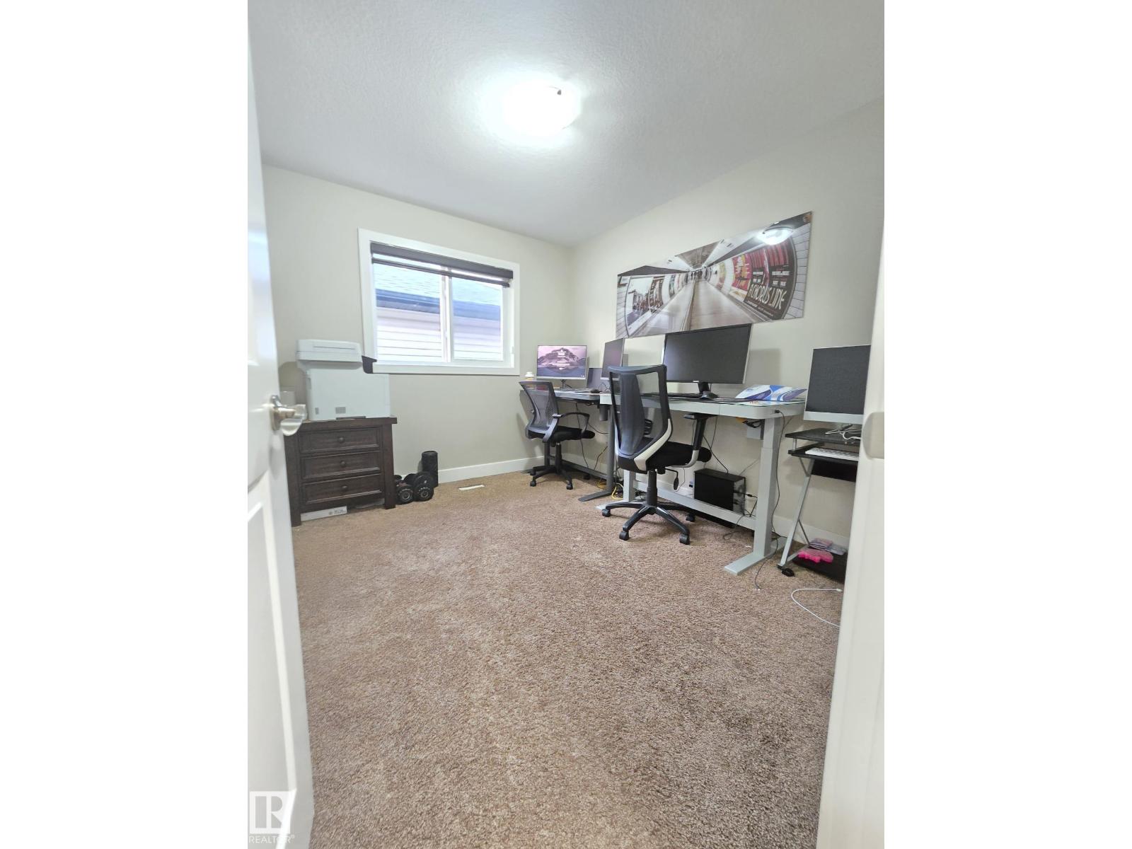 15117 31 ST NW, Edmonton