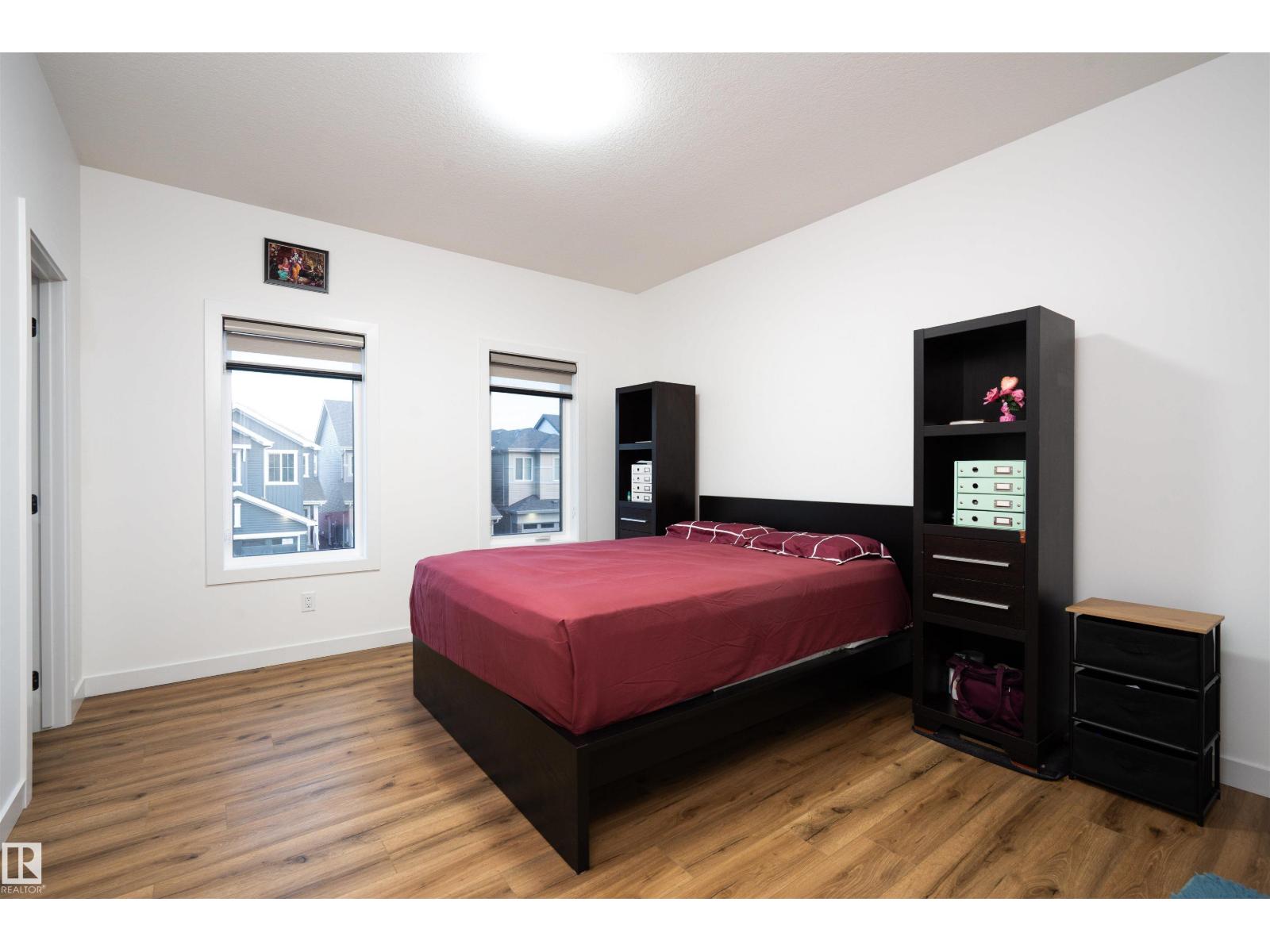 2126 209A ST NW, Edmonton