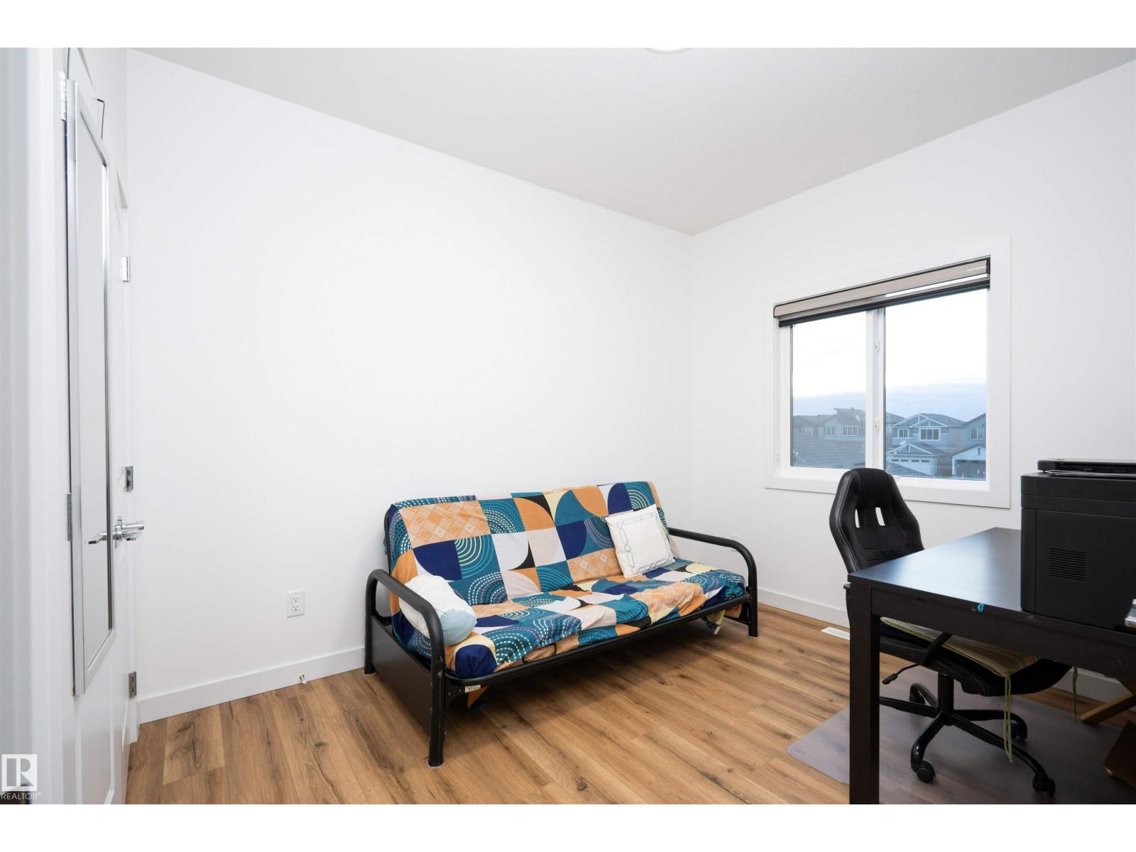 2126 209A ST NW, Edmonton