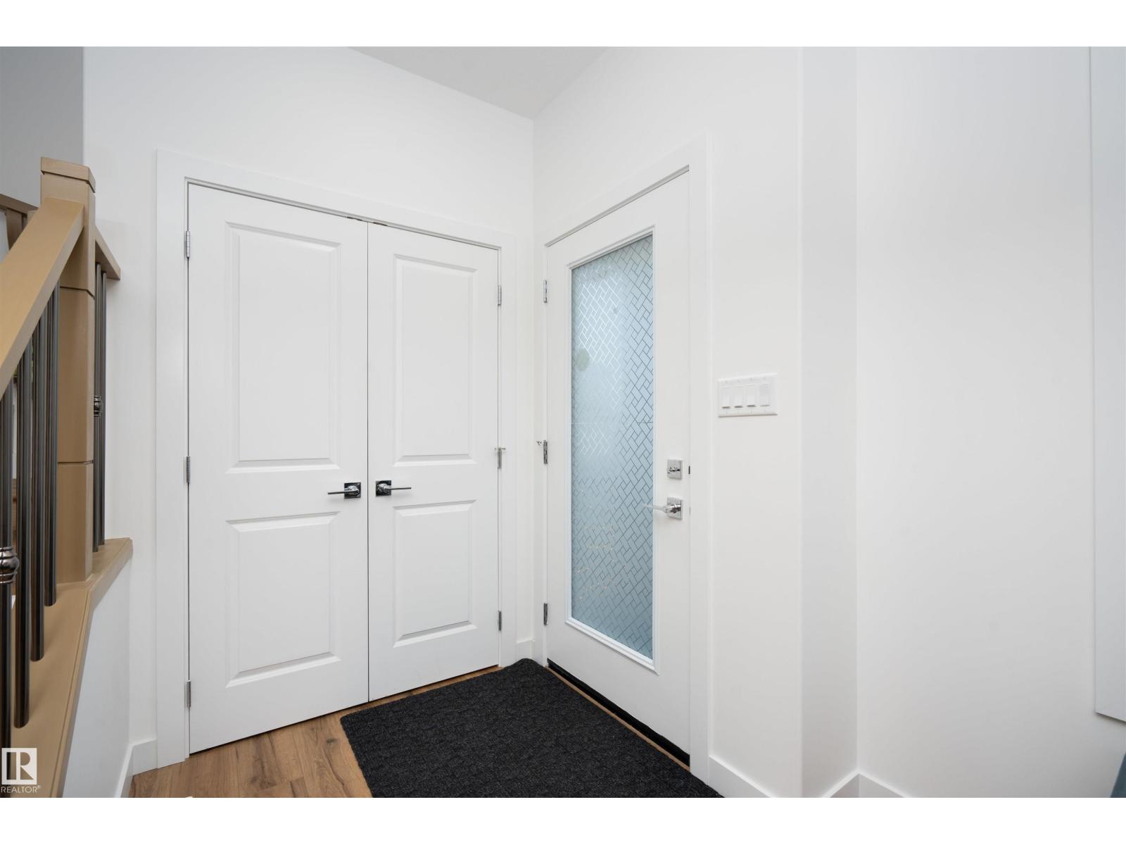 2126 209A ST NW, Edmonton