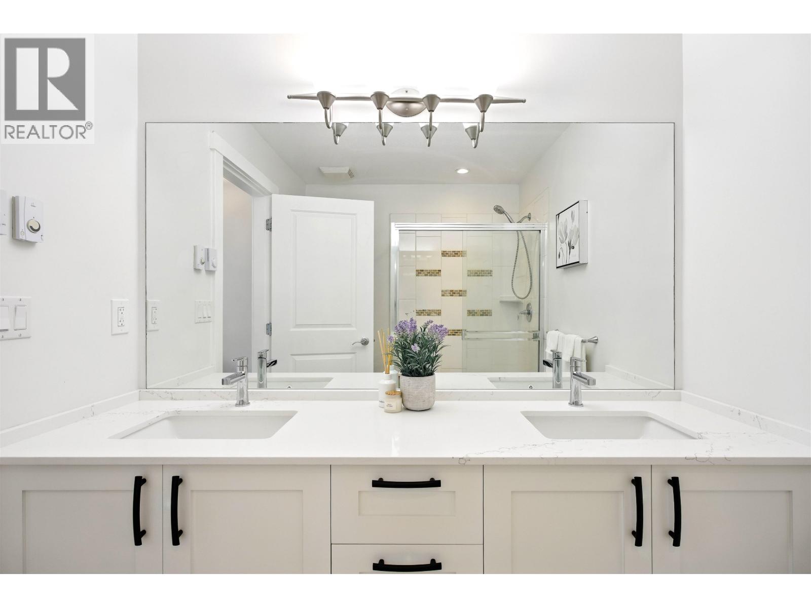 10 3065 DAYANEE SPRINGS BOULEVARD, Coquitlam