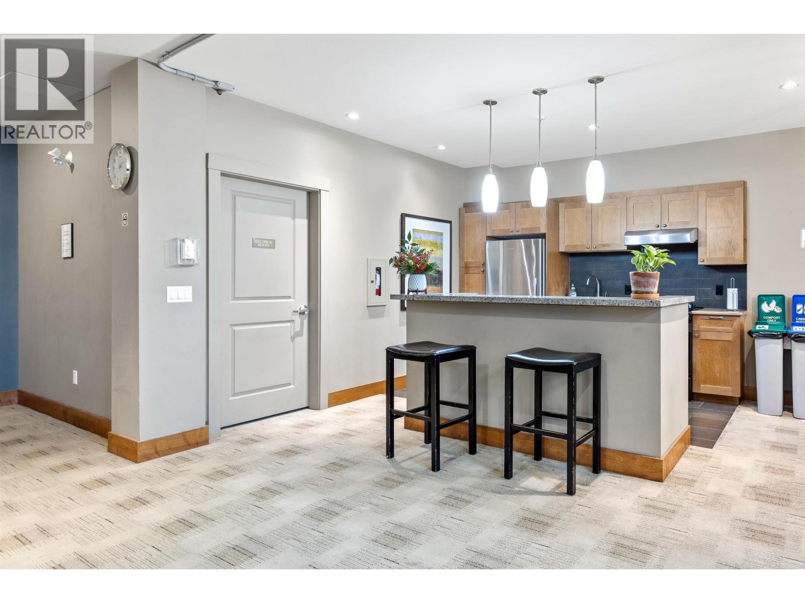 10 3065 DAYANEE SPRINGS BOULEVARD, Coquitlam