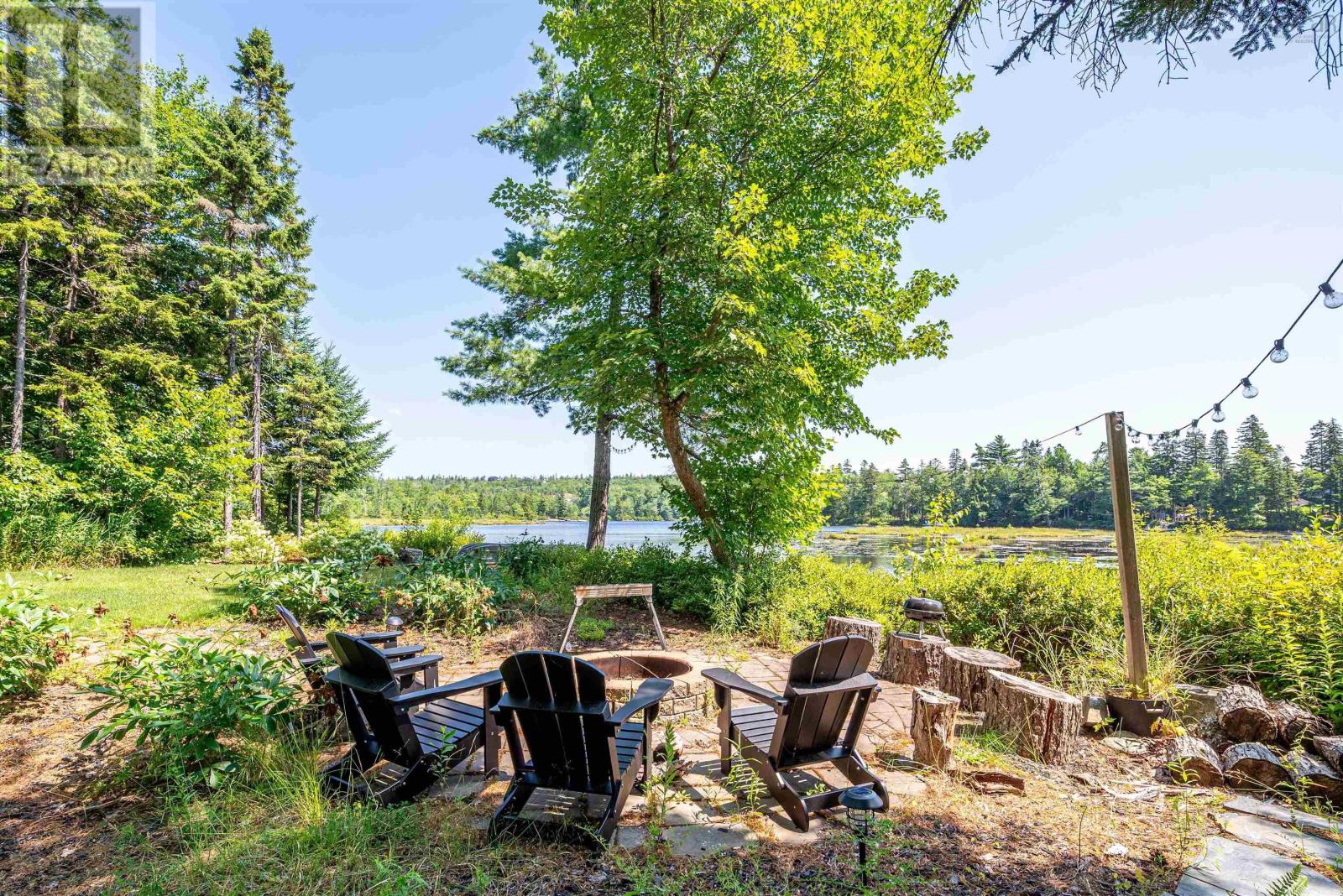 Property 40 of 49 of 261 Aberdeen Drive