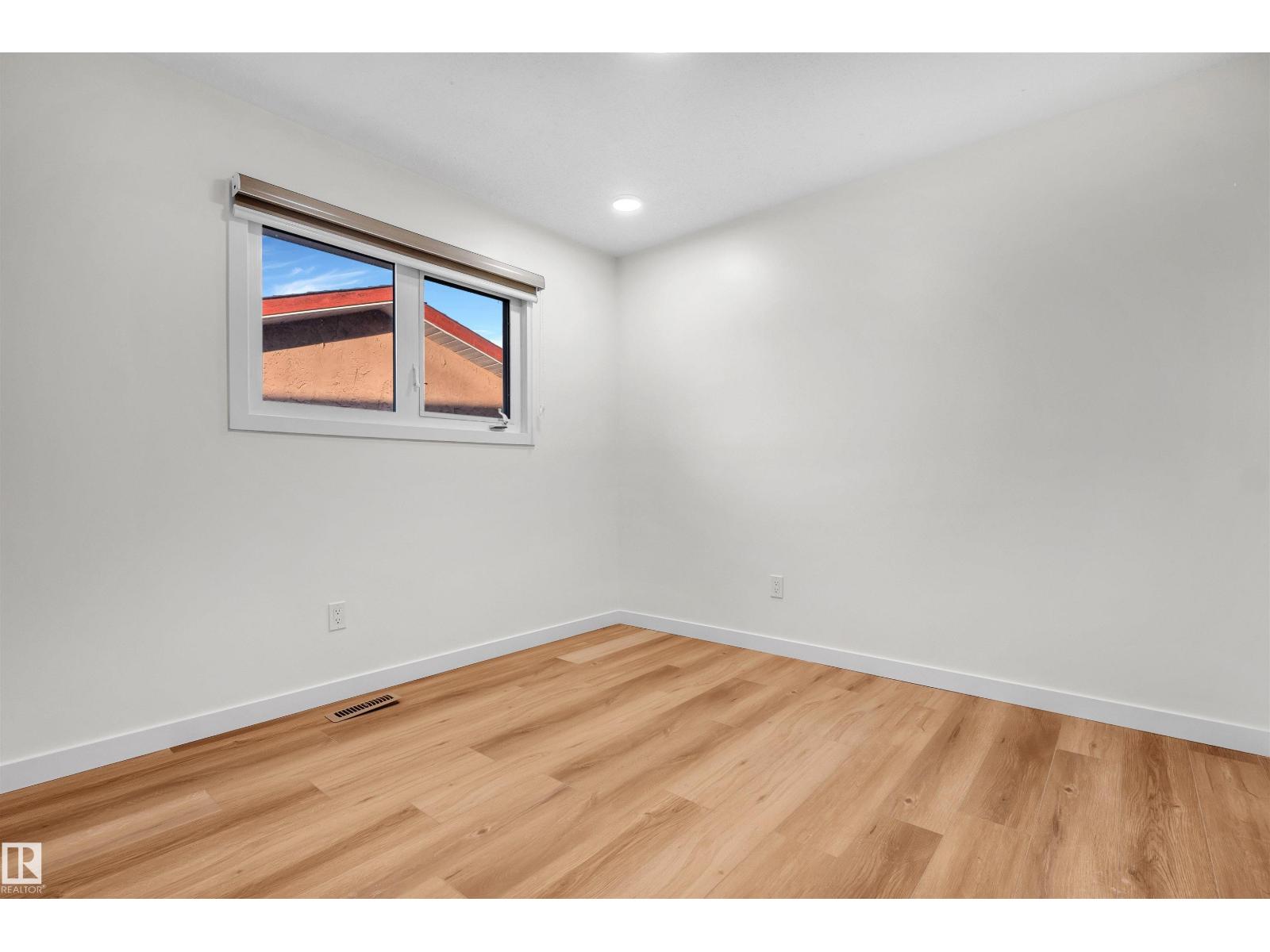 1912 151 ave NW, Edmonton