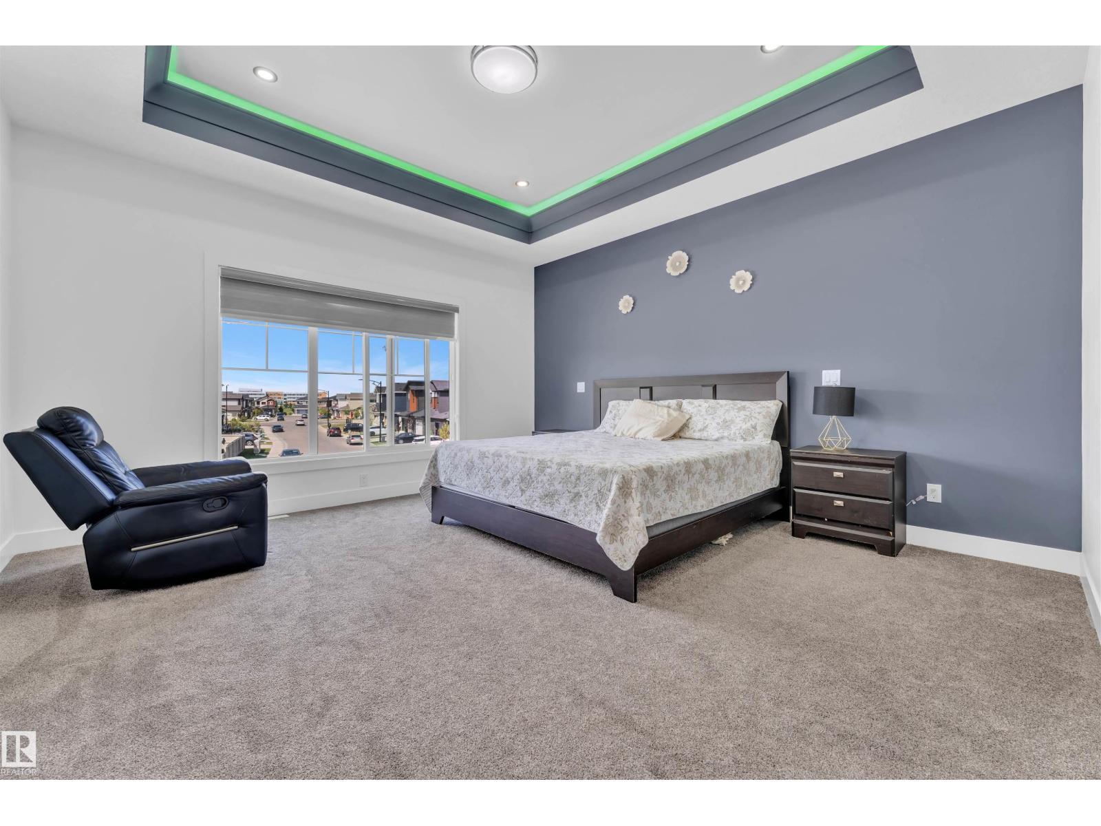 1809 18A AV NW, Edmonton