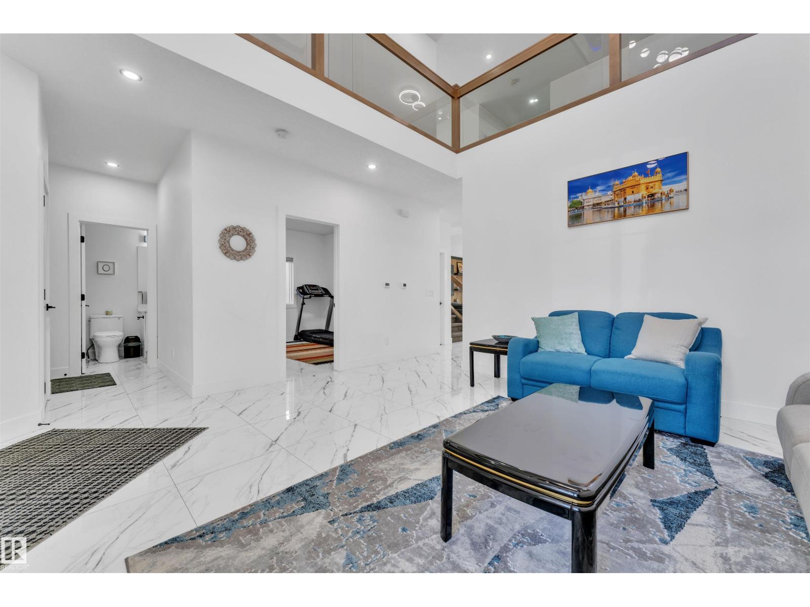 1809 18A AV NW, Edmonton