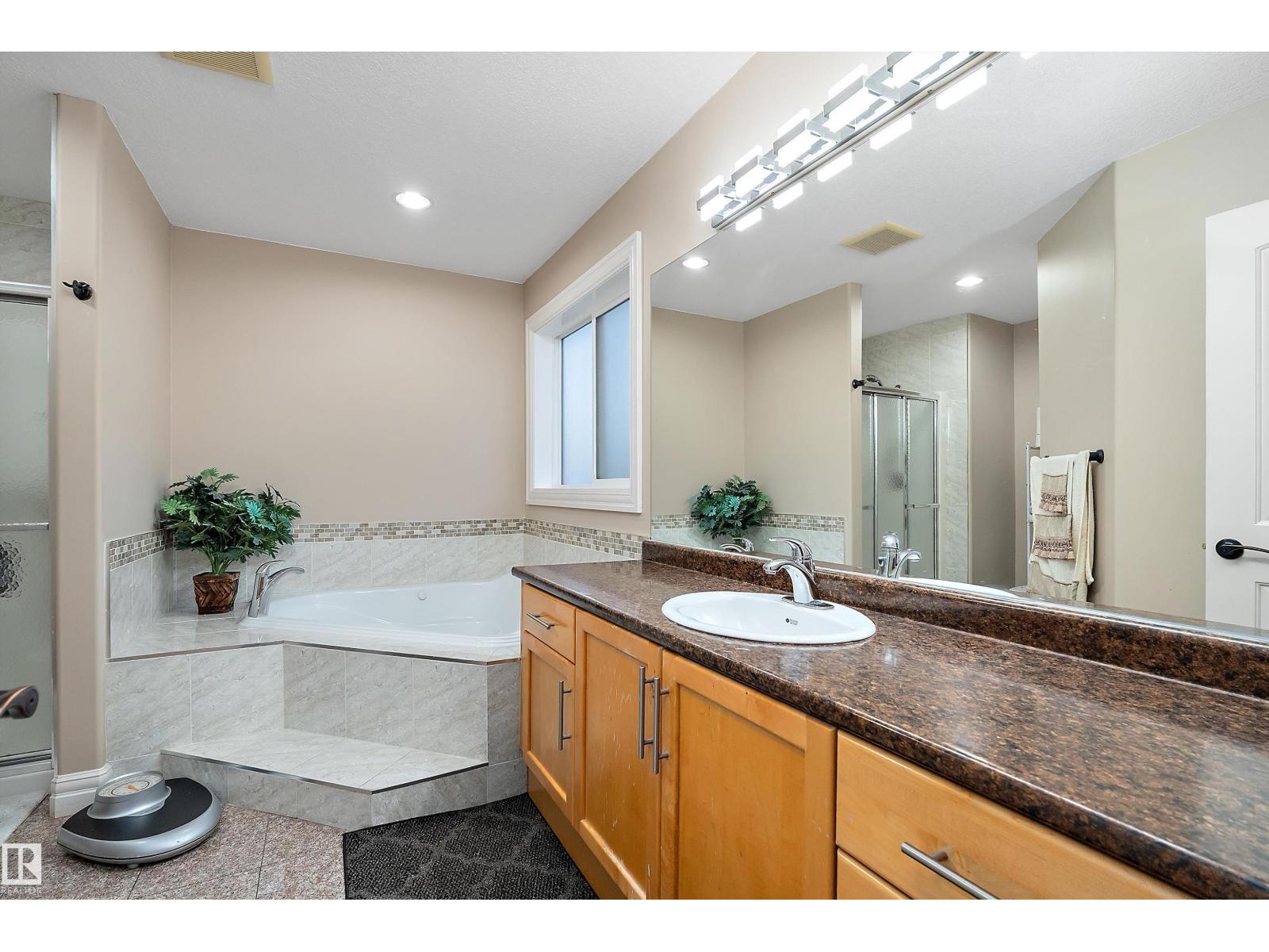 13420 162 AV NW, Edmonton