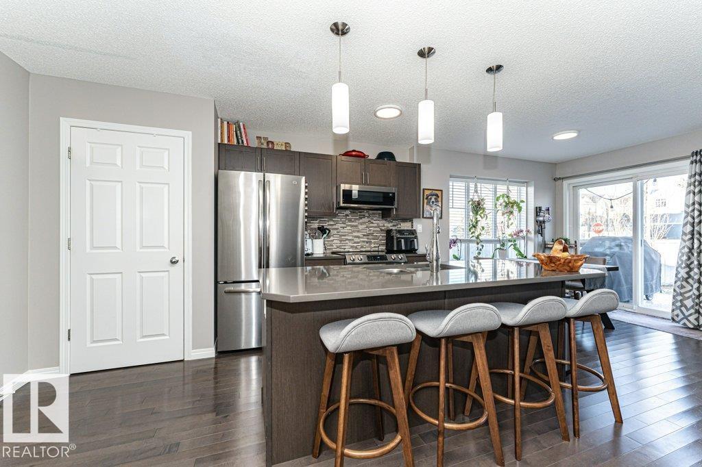 2311 73 ST SW, Edmonton