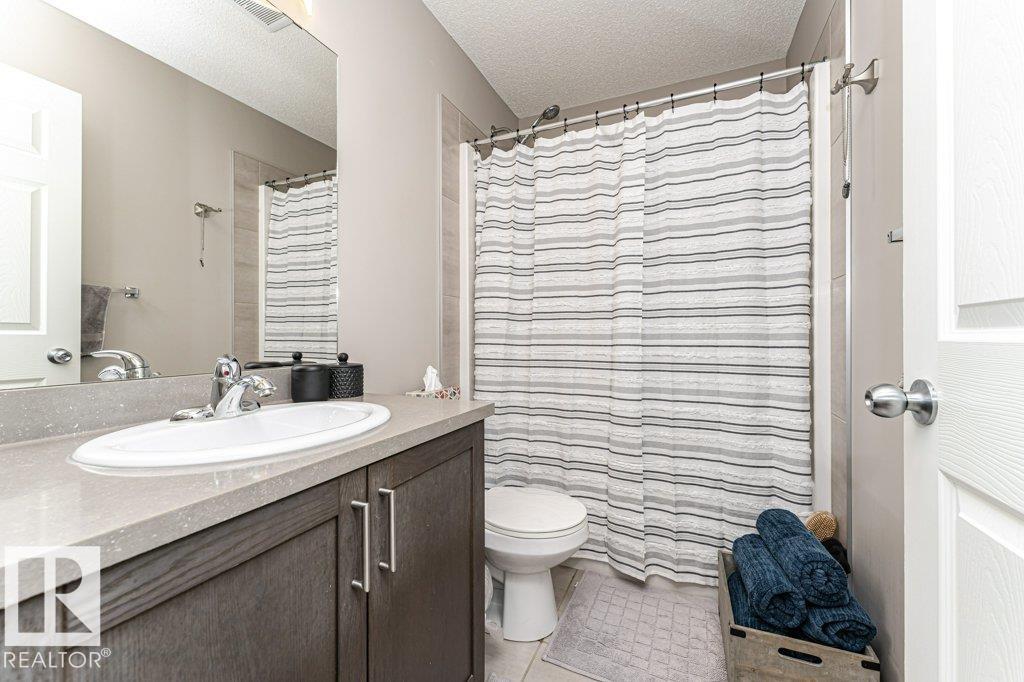 2311 73 ST SW, Edmonton