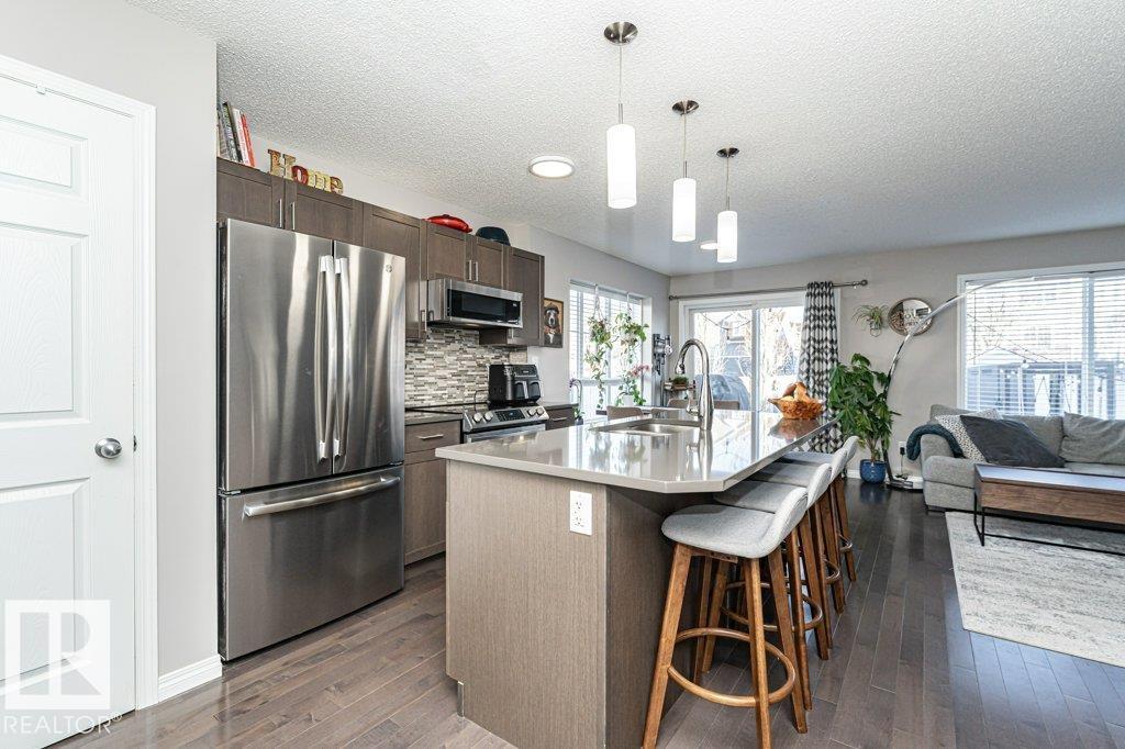 2311 73 ST SW, Edmonton