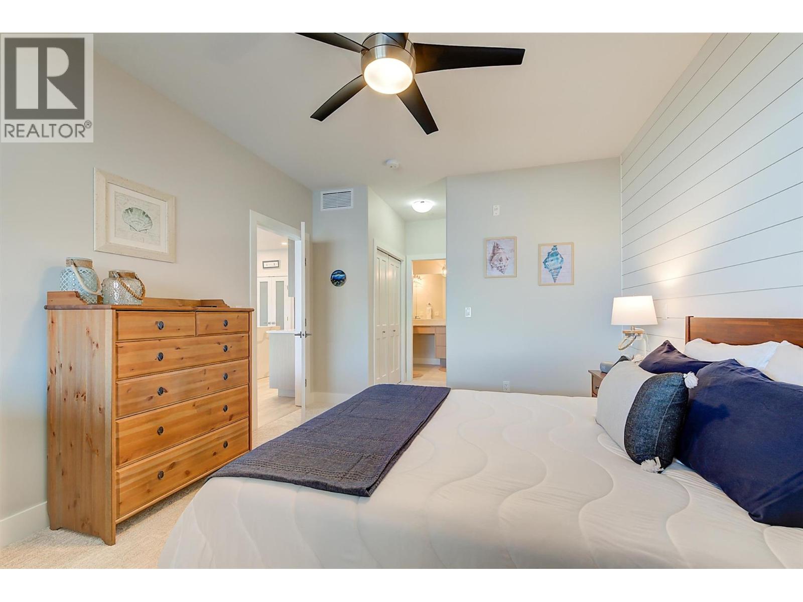 205 3475 Granite Close, Kelowna