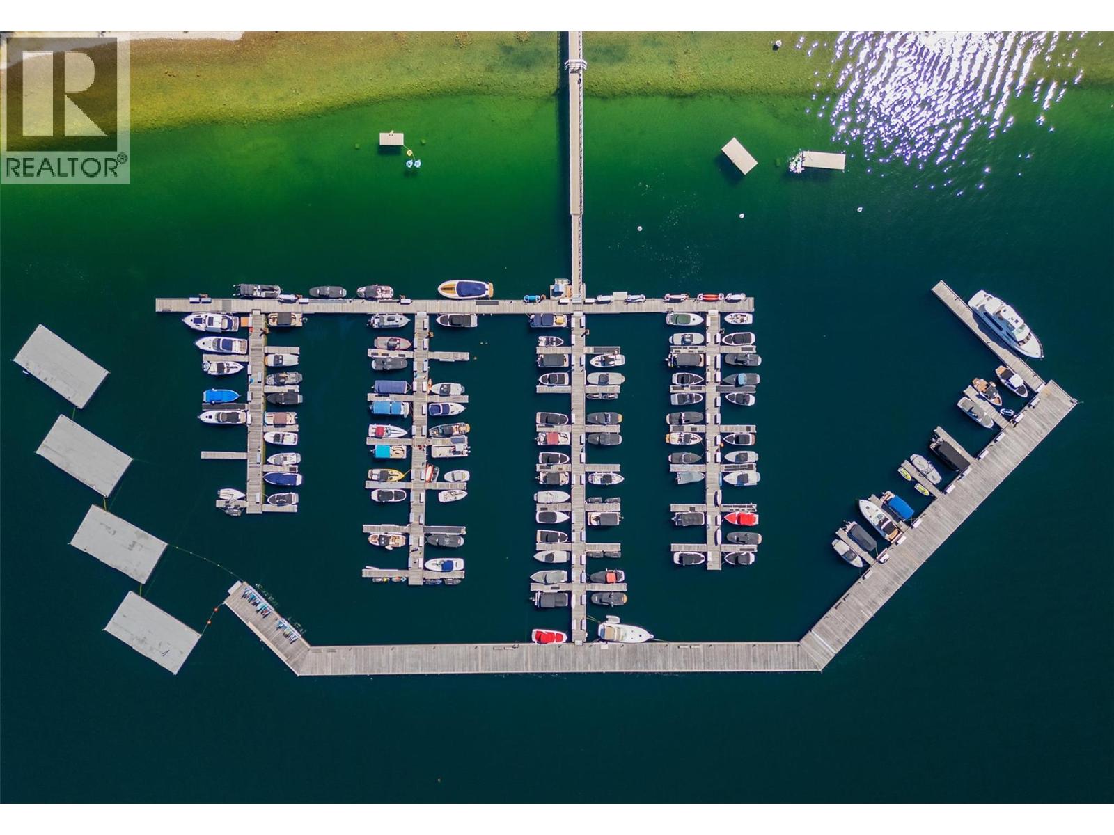 205 3475 Granite Close, Kelowna