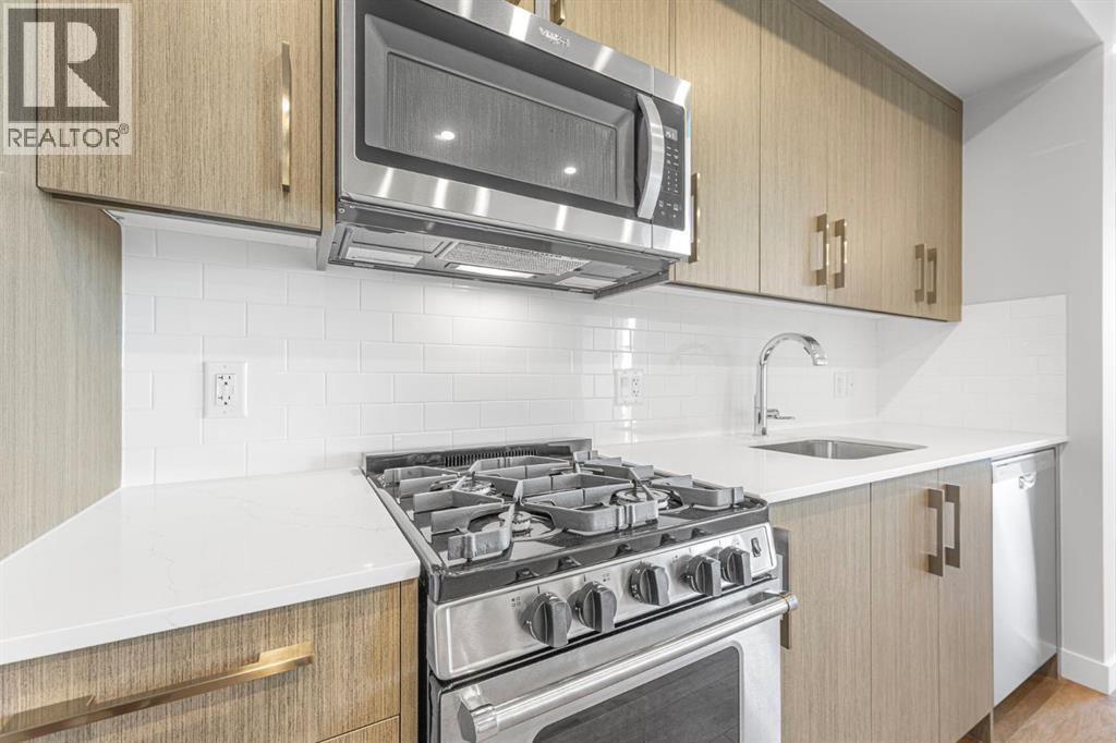 Single Family House for Sale in   A Street NW West Hillhurst Calgary 