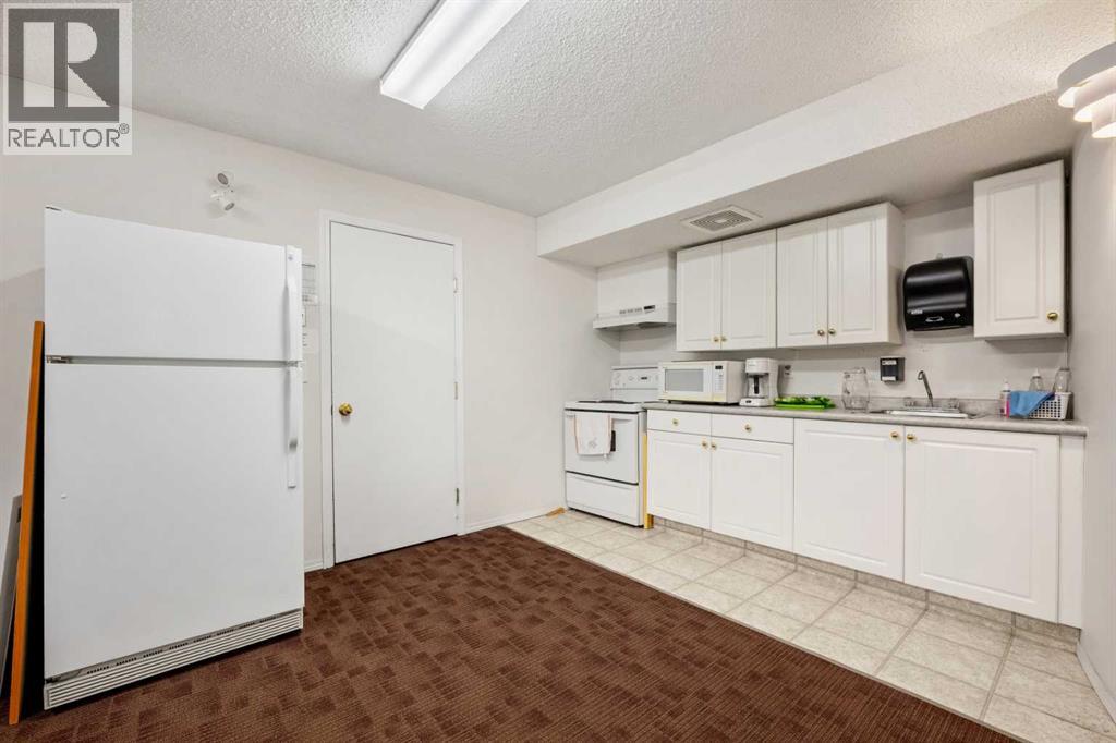 Single Family House Multi-level for Sale in  Millrise Point SW Millrise Calgary 