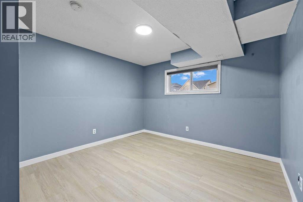 212 Falmere Way NE, Calgary, Alberta