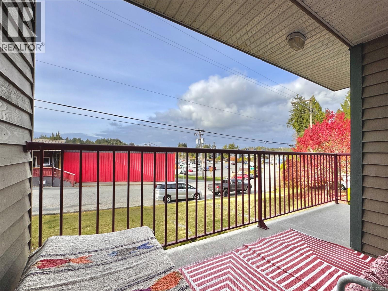 203 250 Hemlock St, Ucluelet