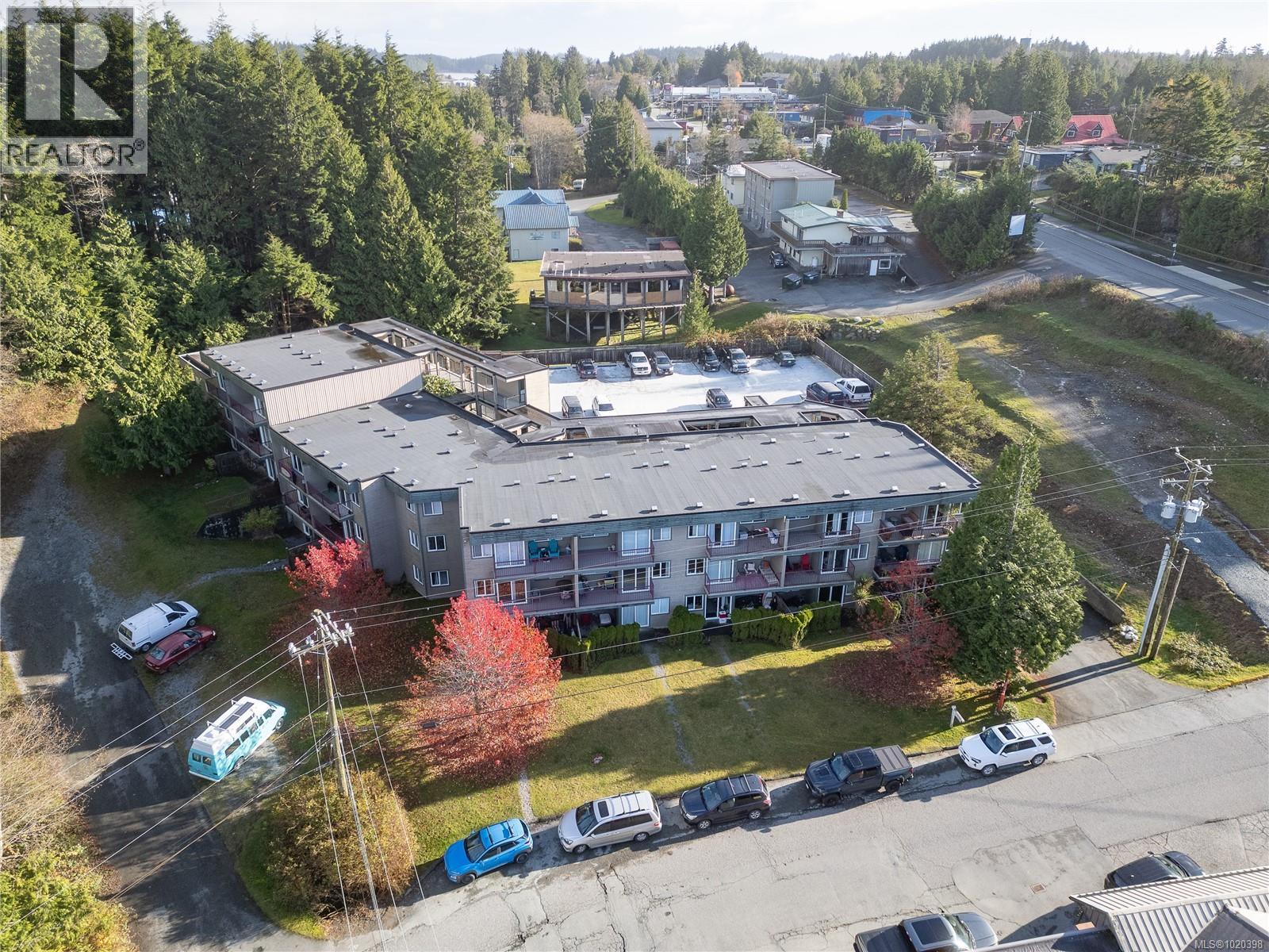 203 250 Hemlock St, Ucluelet