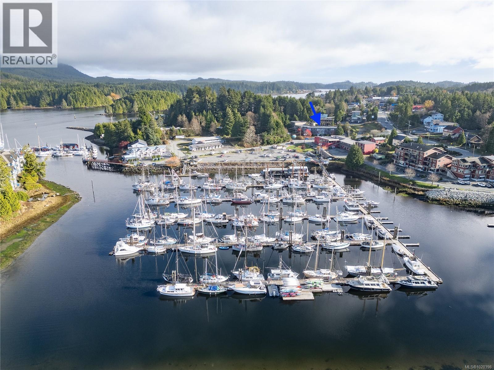 203 250 Hemlock St, Ucluelet