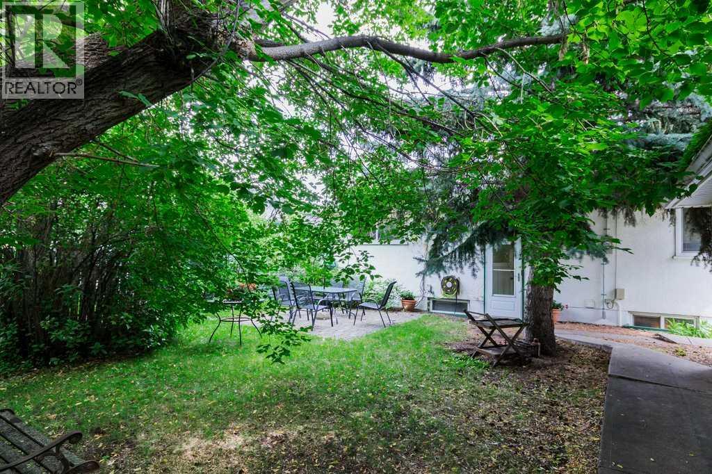 Single Family House Bungalow for Sale in  Glencastle Street SW Glendale Calgary 