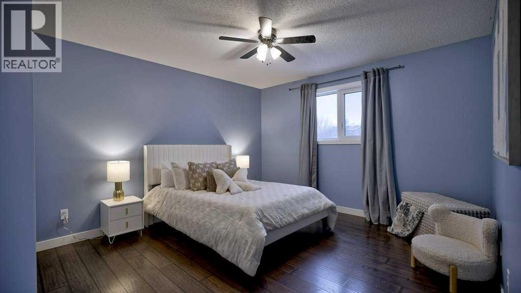 Single Family House for Sale in  Pantego Close NW Panorama Hills Calgary 