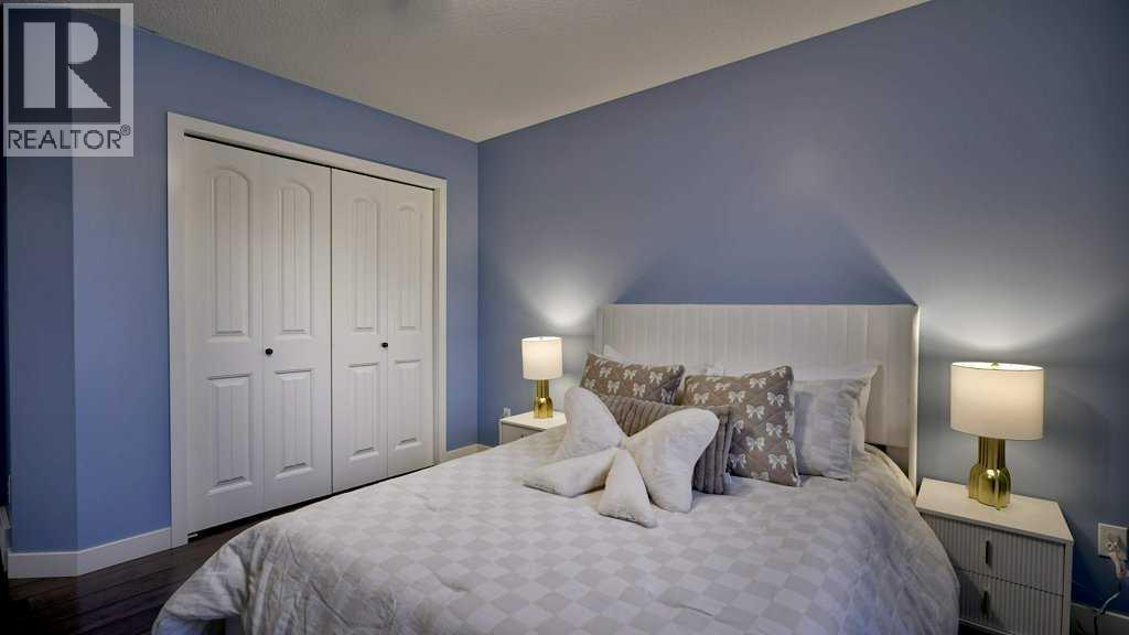 Single Family House for Sale in  Pantego Close NW Panorama Hills Calgary 