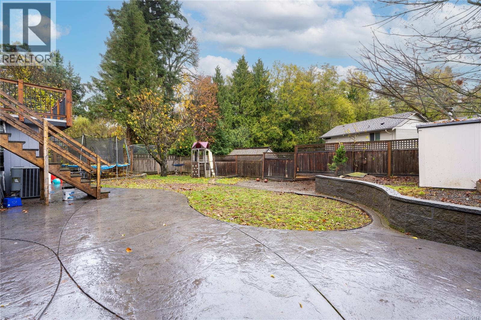 3086 Shamrock Pl, Nanaimo