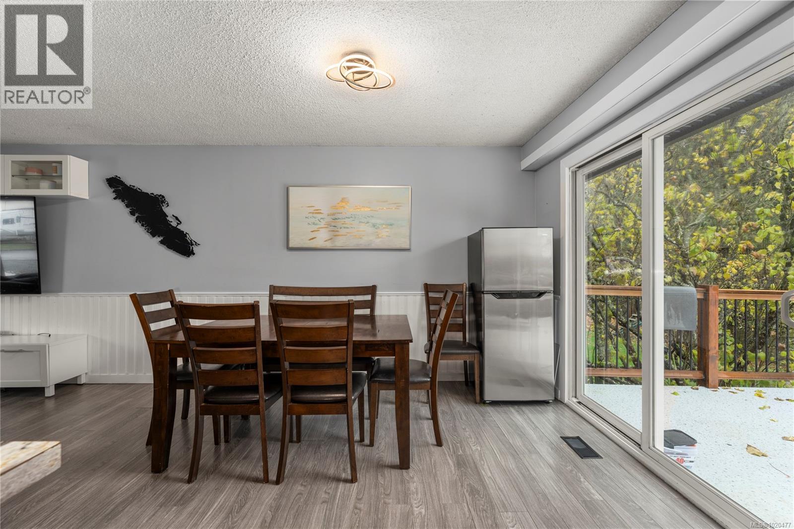 3086 Shamrock Pl, Nanaimo