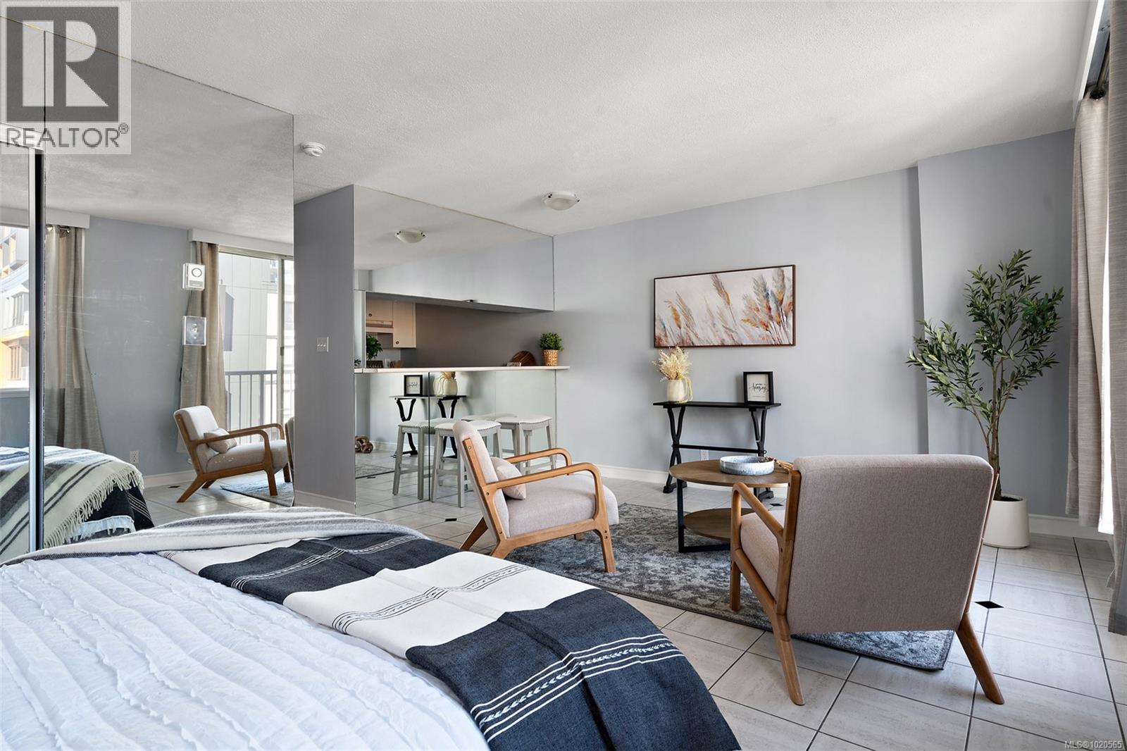 1009 835 View St, Victoria