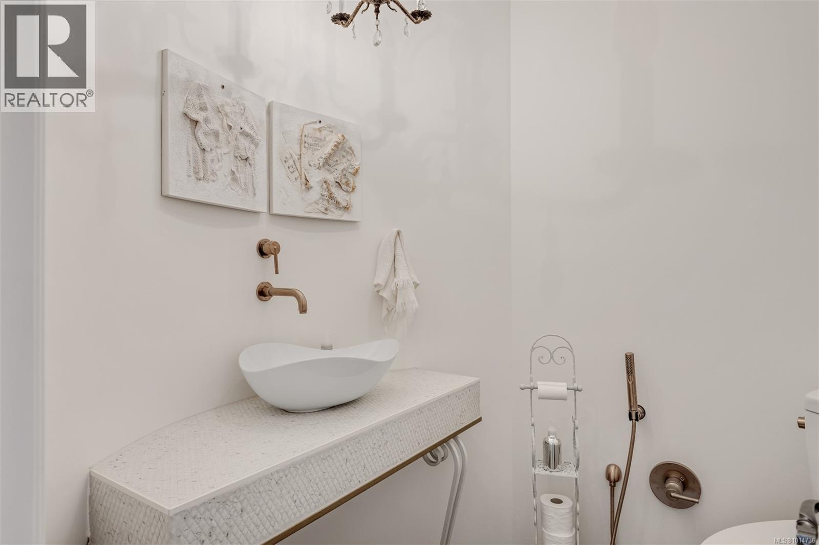 735 Arden Rd, Metchosin