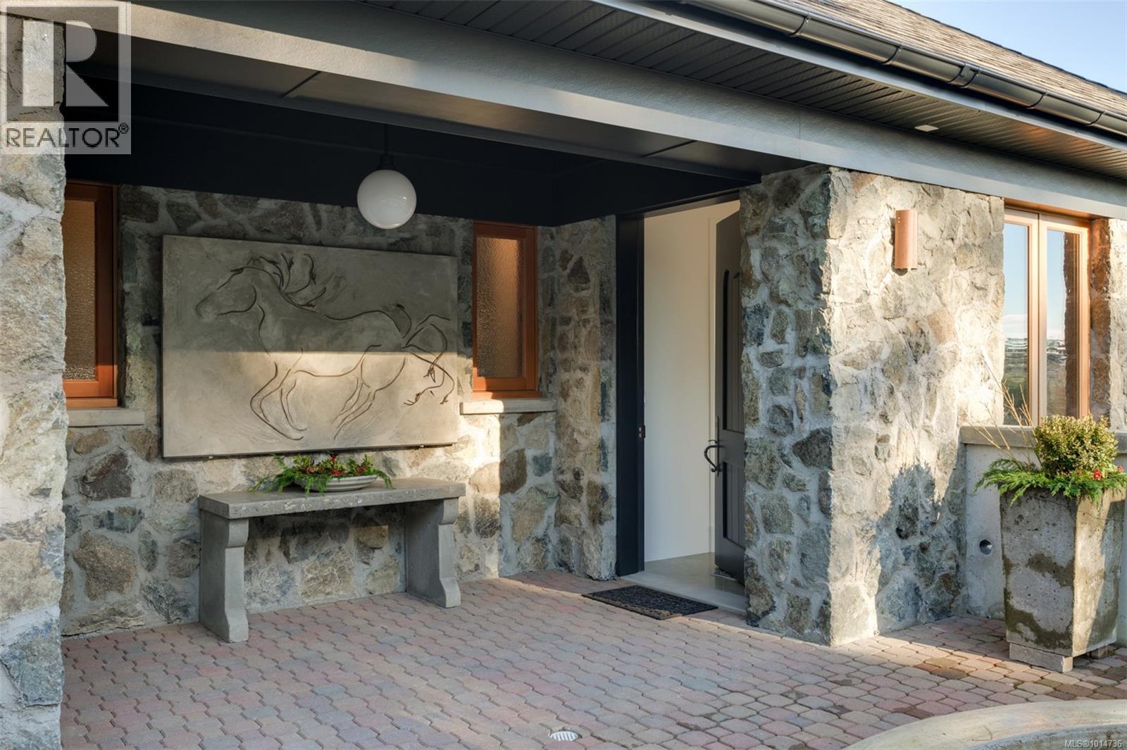 735 Arden Rd, Metchosin