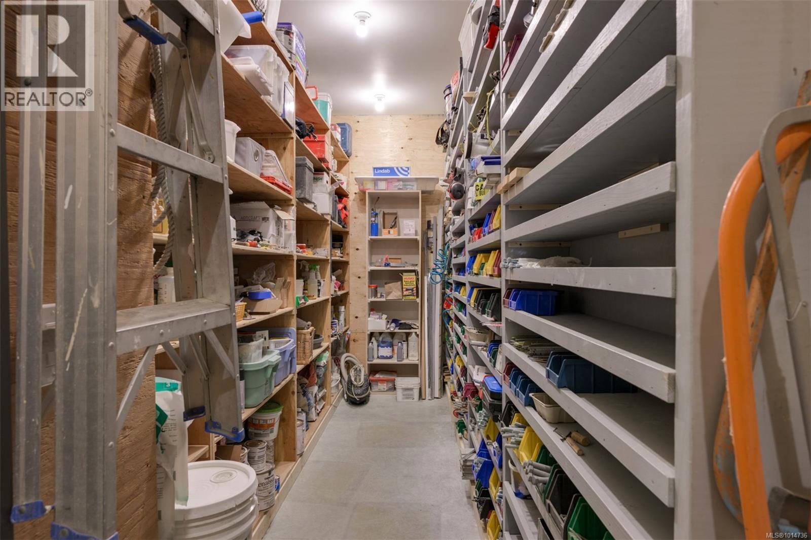 735 Arden Rd, Metchosin