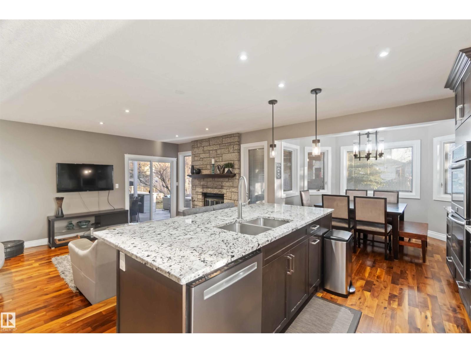 19 GREENBOROUGH CR, Sherwood Park