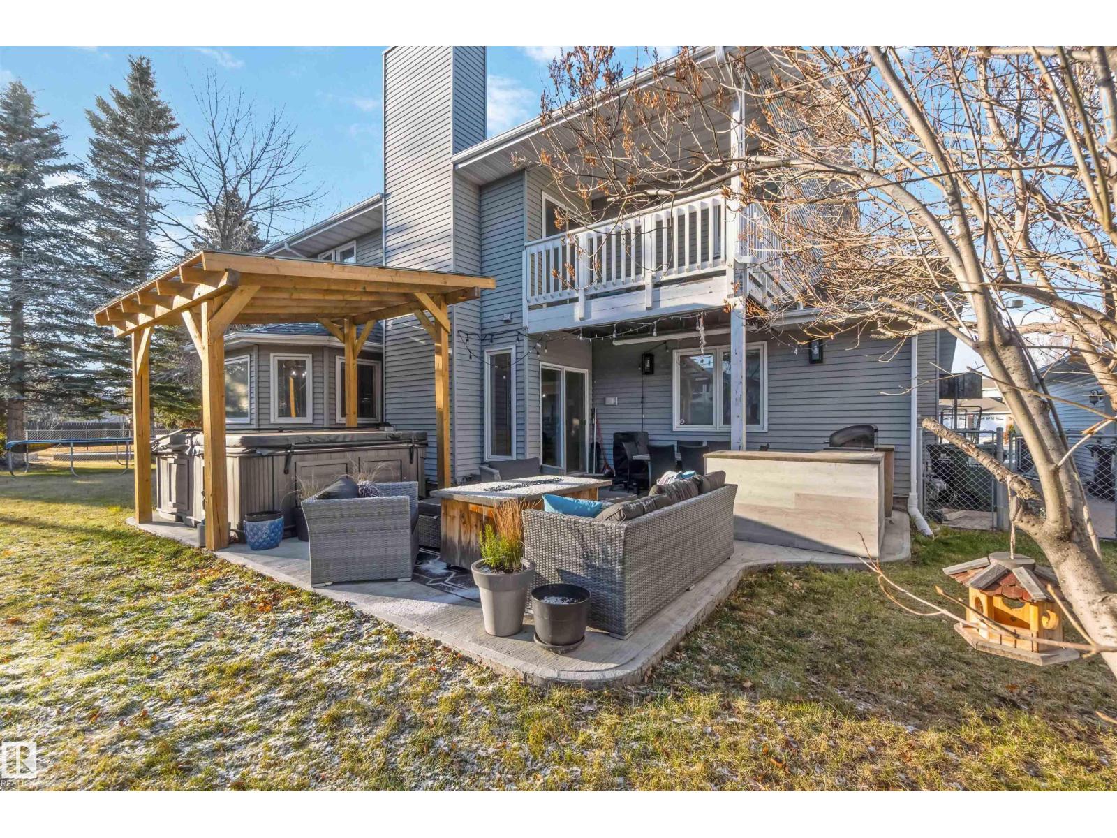 19 GREENBOROUGH CR, Sherwood Park