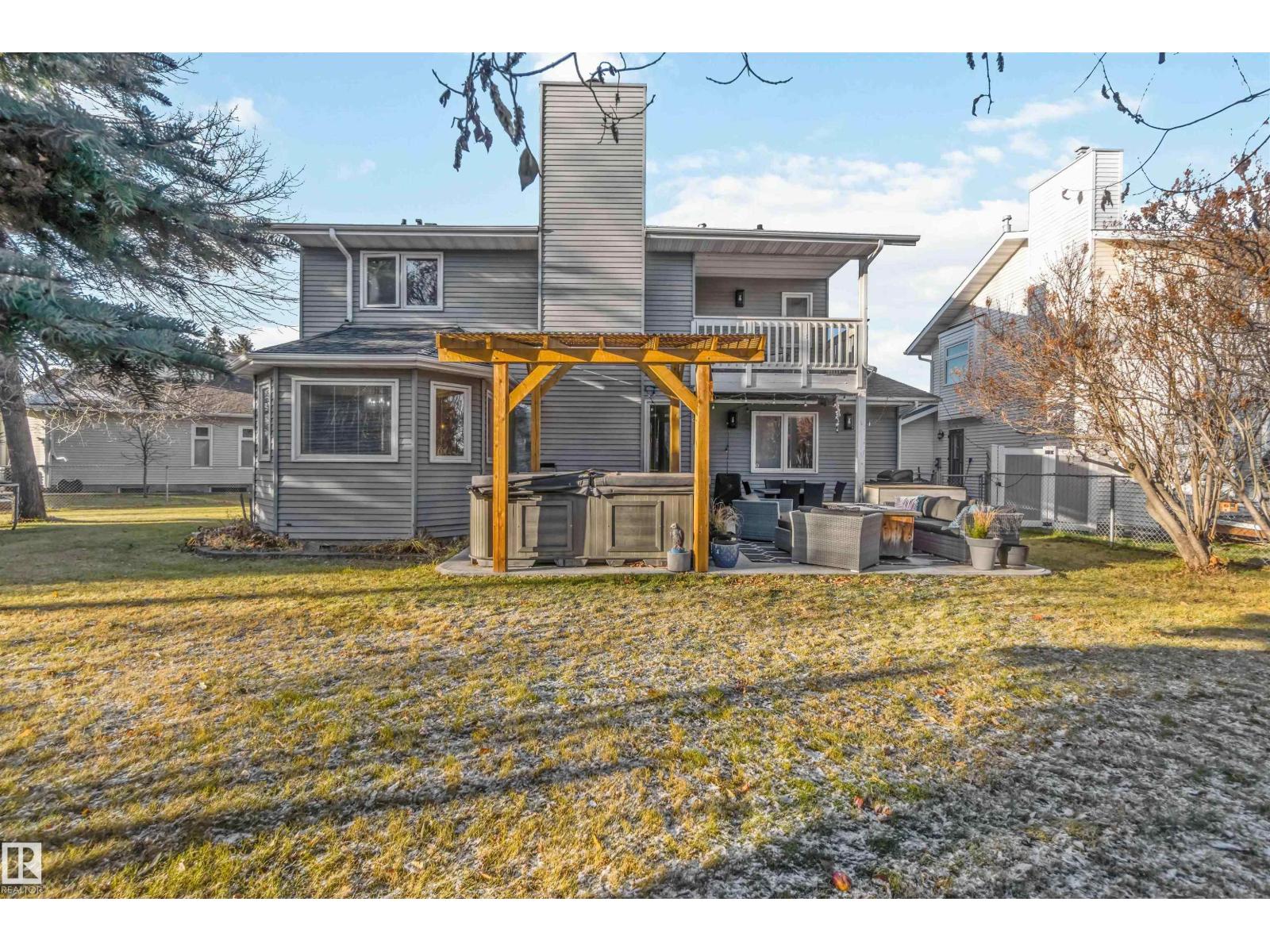 19 GREENBOROUGH CR, Sherwood Park