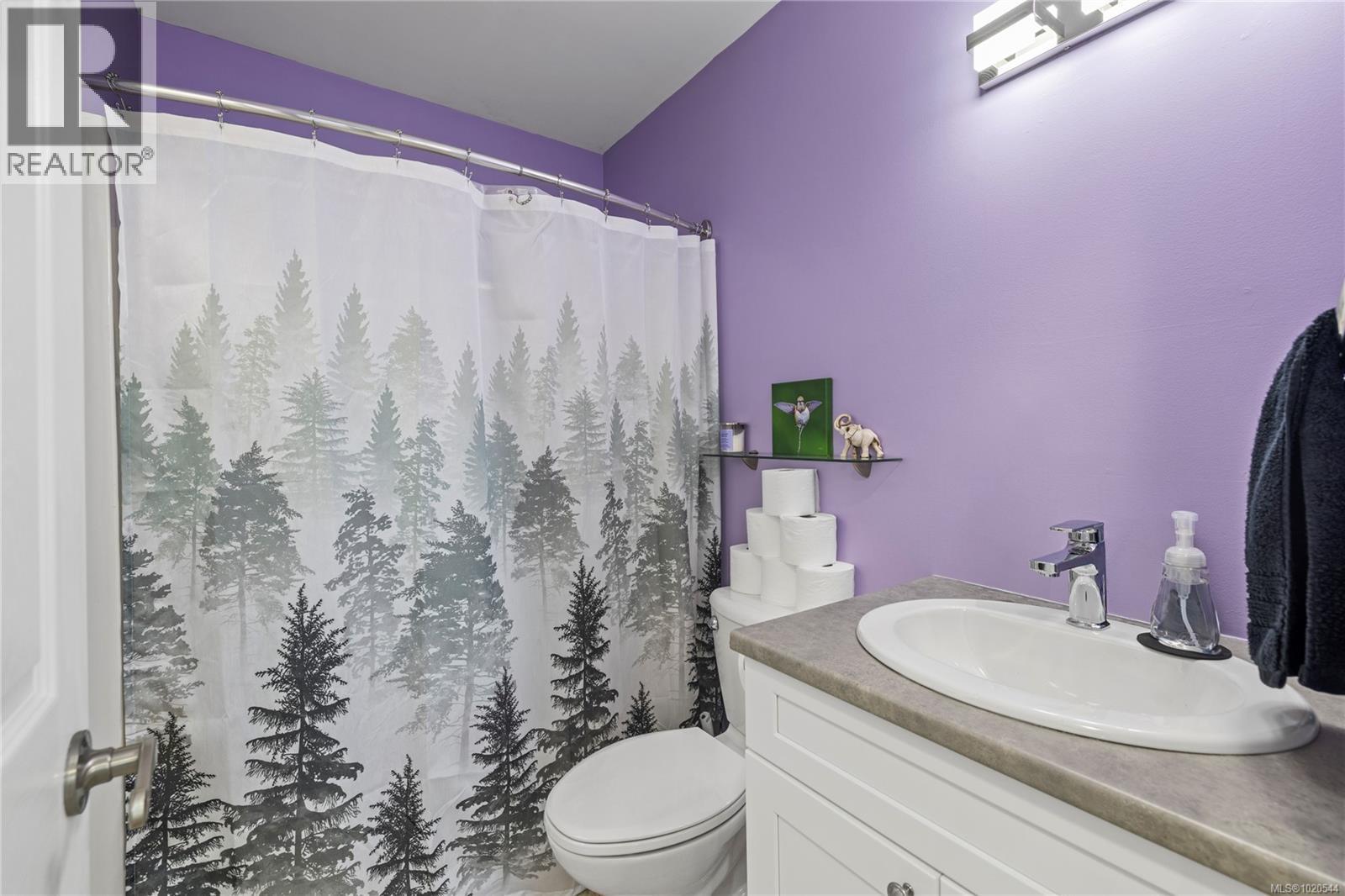 1 438 Gail Pl, Nanaimo