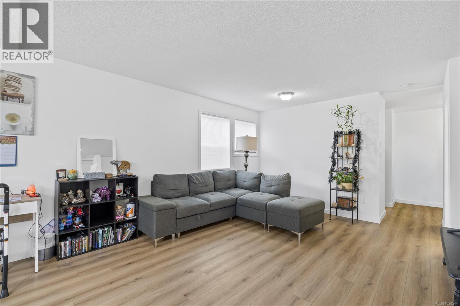 1 438 Gail Pl, Nanaimo