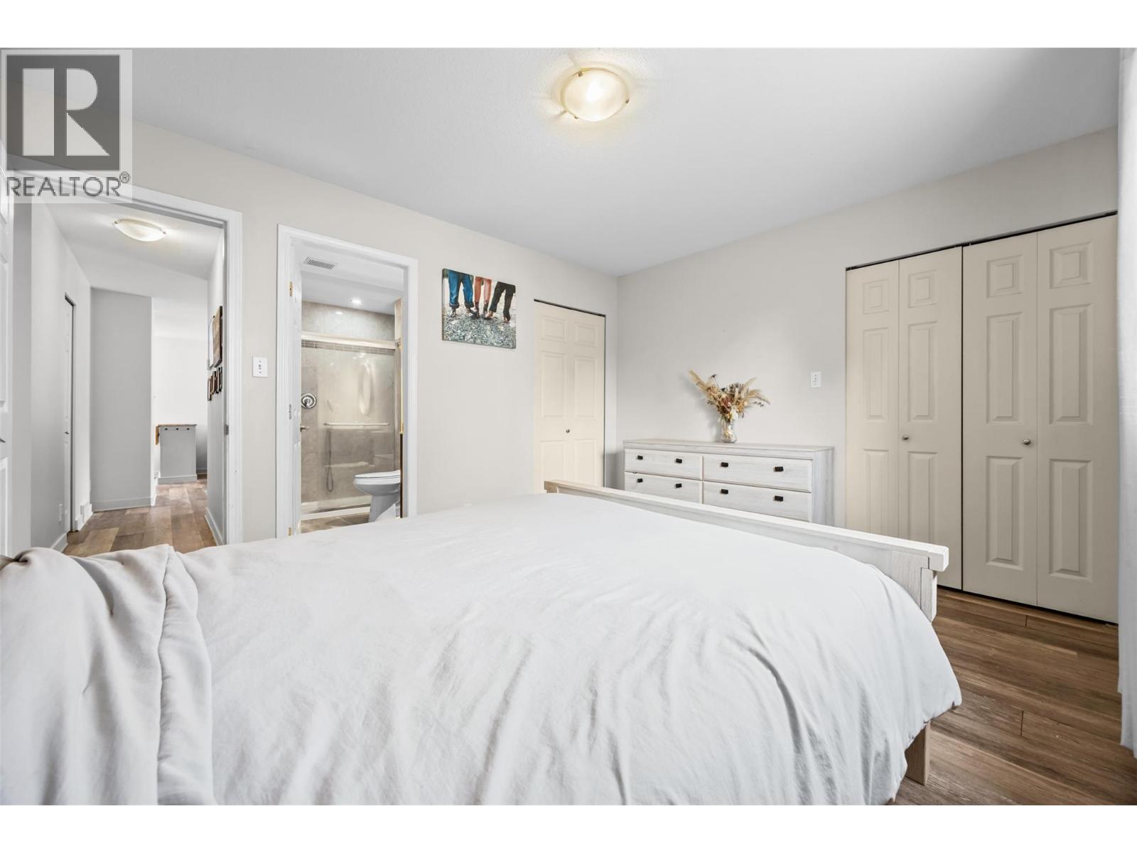  3011 Ensign Way, West Kelowna