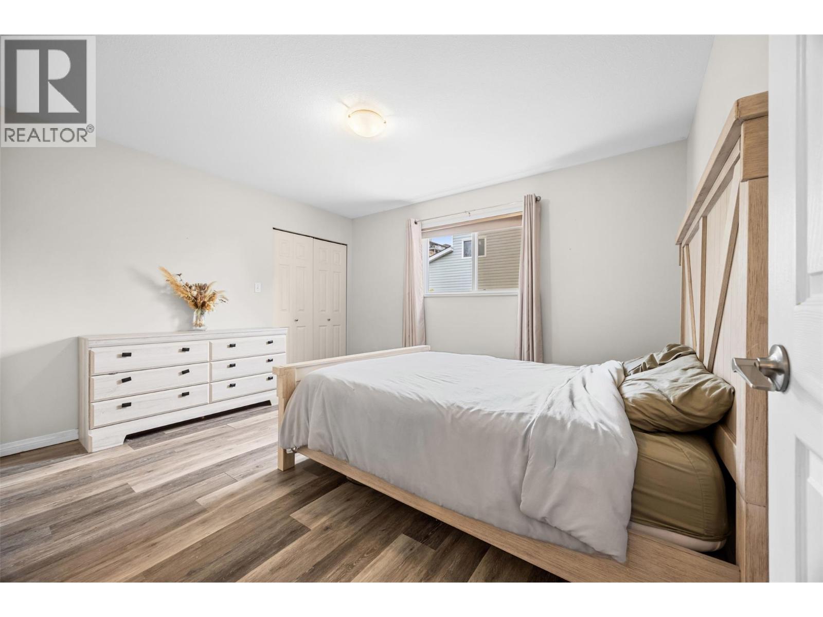  3011 Ensign Way, West Kelowna