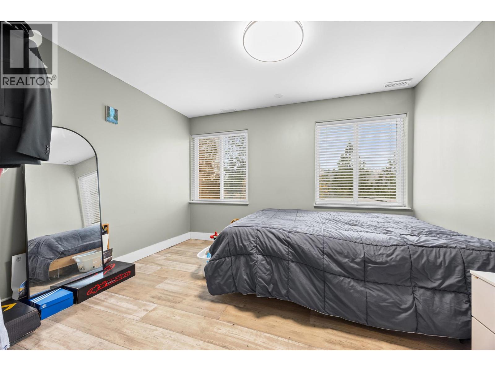  3011 Ensign Way, West Kelowna