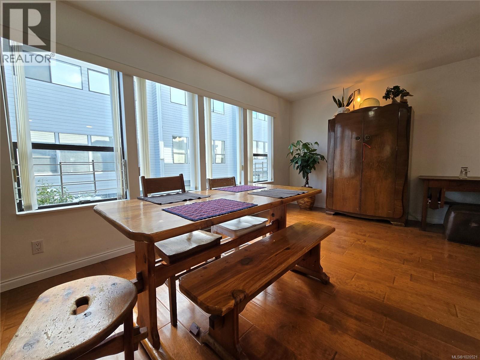 11 8805 Central St, Port Hardy