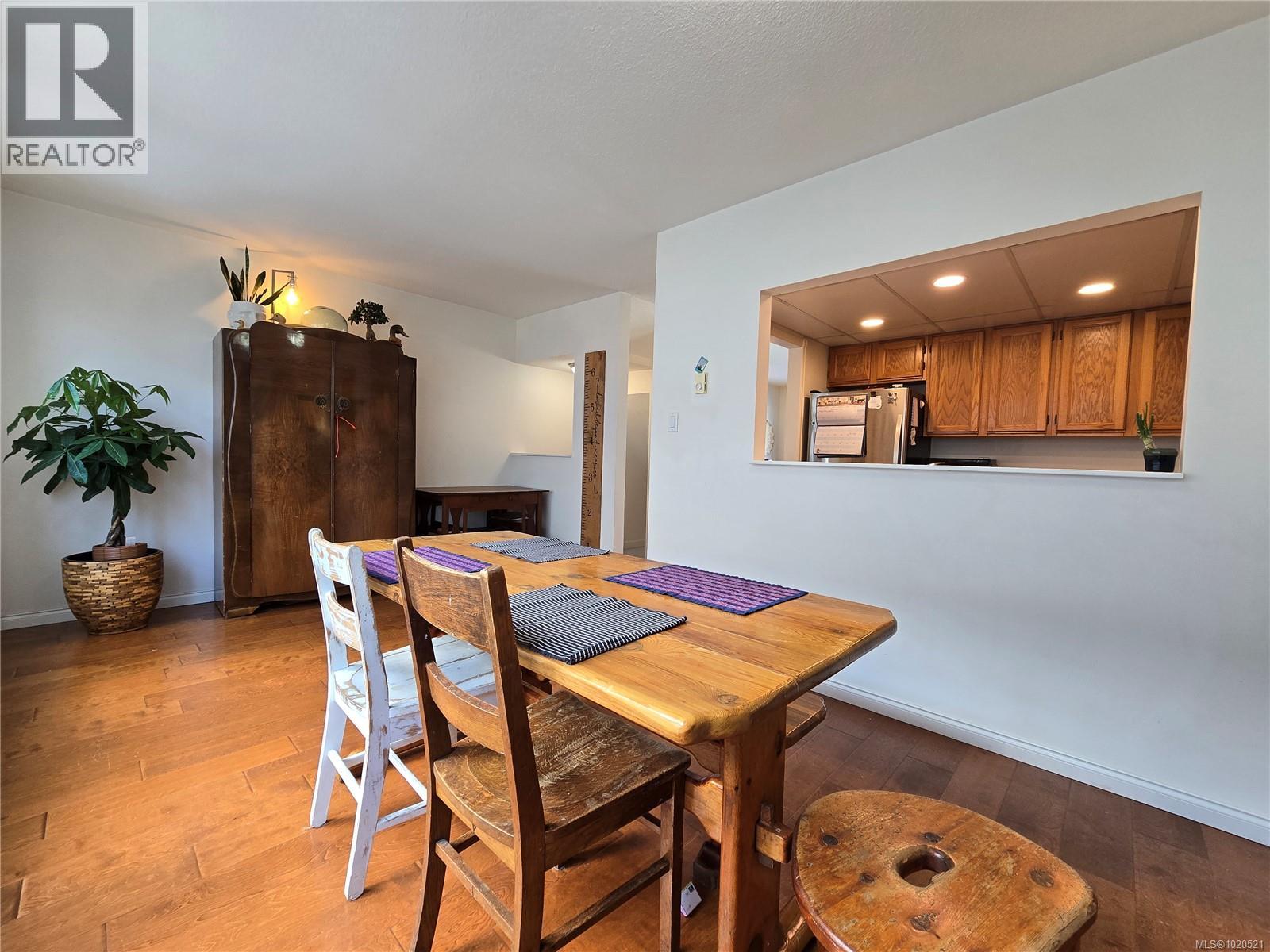 11 8805 Central St, Port Hardy