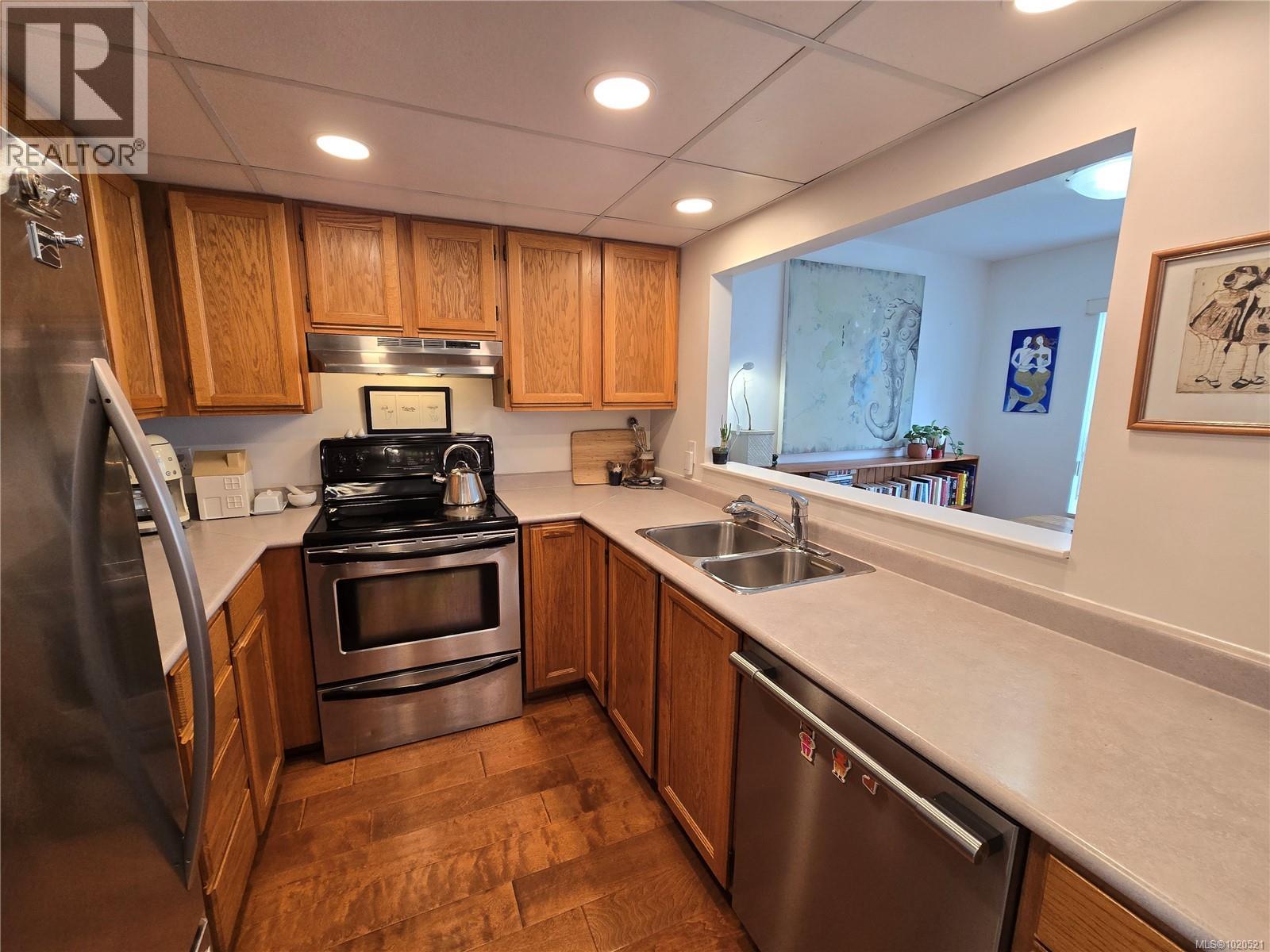 11 8805 Central St, Port Hardy