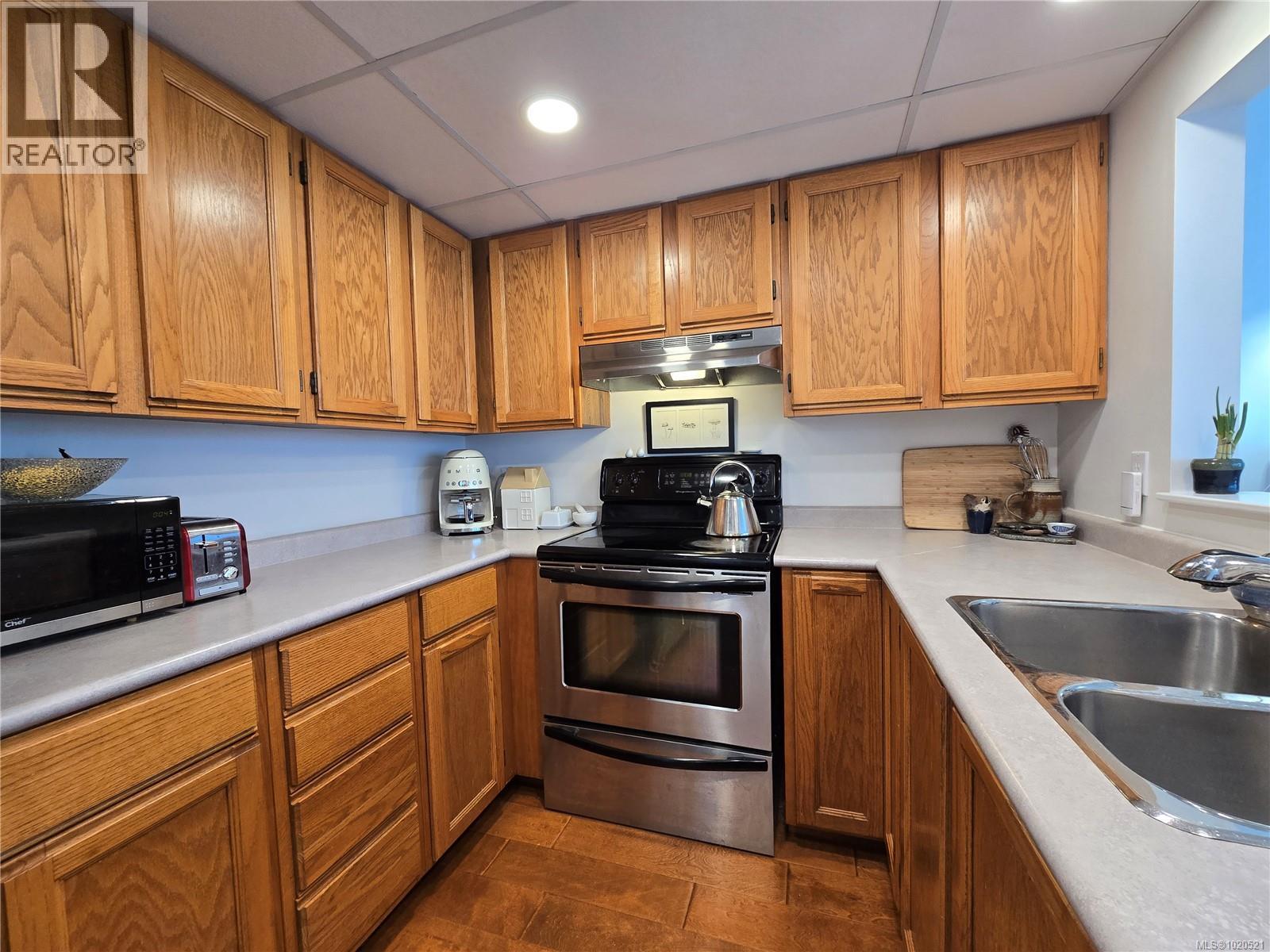 11 8805 Central St, Port Hardy